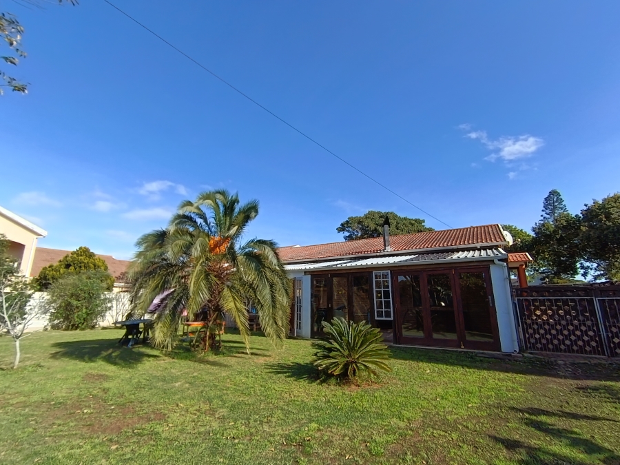 3 Bedroom Property for Sale in C Place Eastern Cape